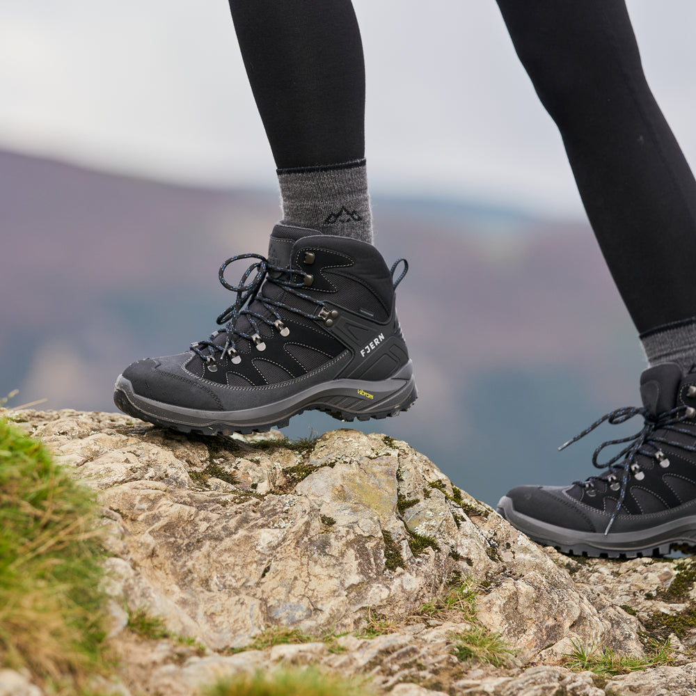 Fjern - Womens Följa Hiking Boots (Storm)