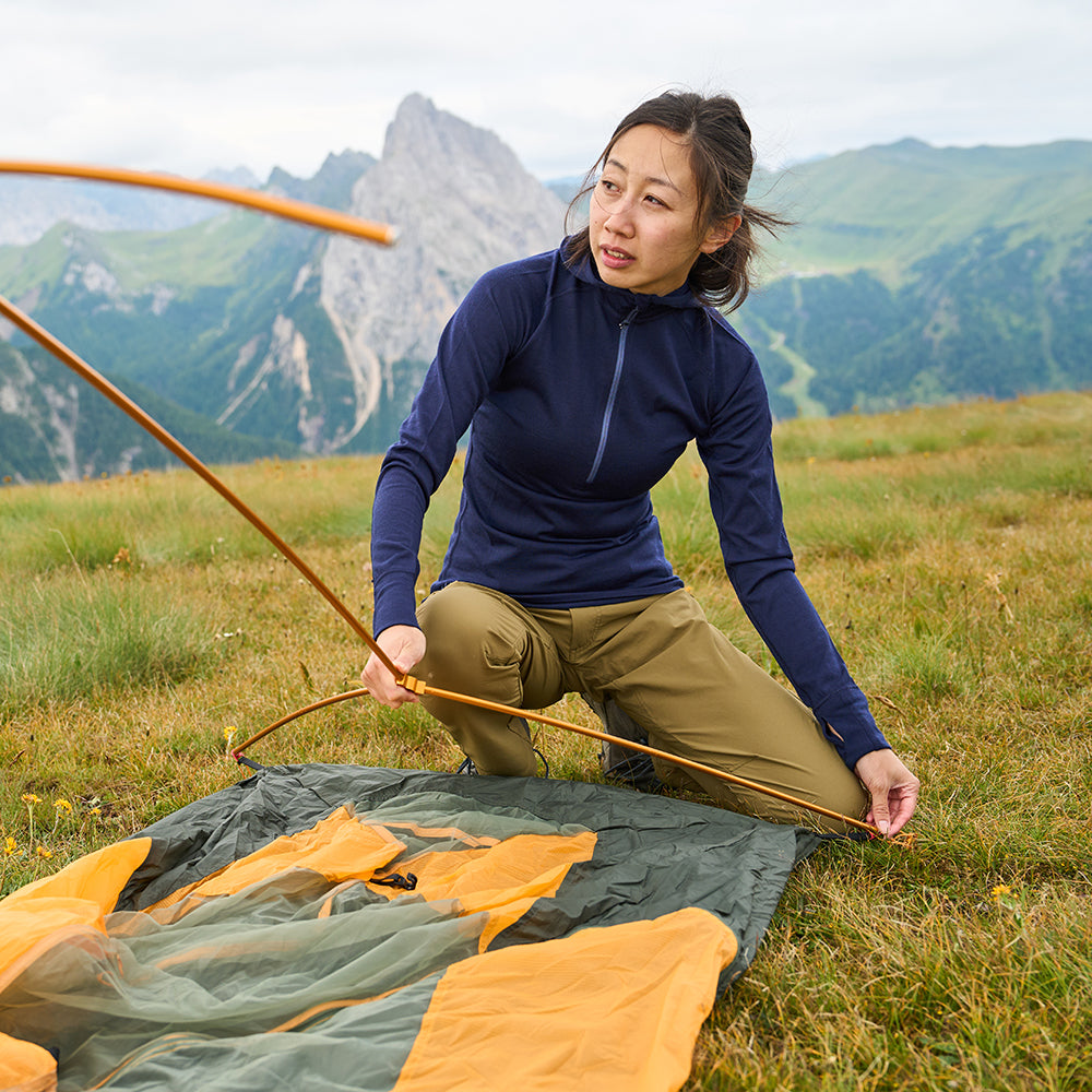 Fjern - Womens Första Merino Blend Long Sleeve Hoodie Baselayer (Navy) | Embark on your next adventure with the Första Hoodie, a lightweight and high-performance technical hoodie